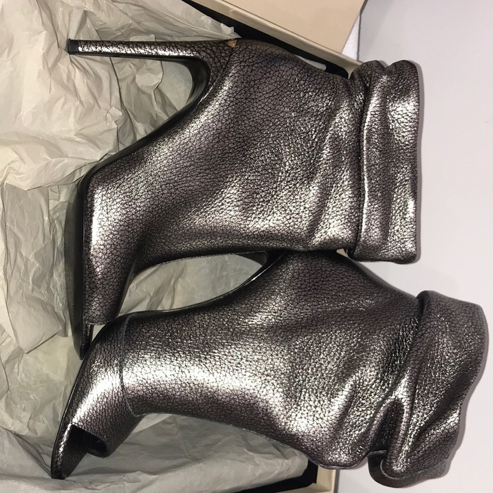 BURBERRY ANKLE BOOTS